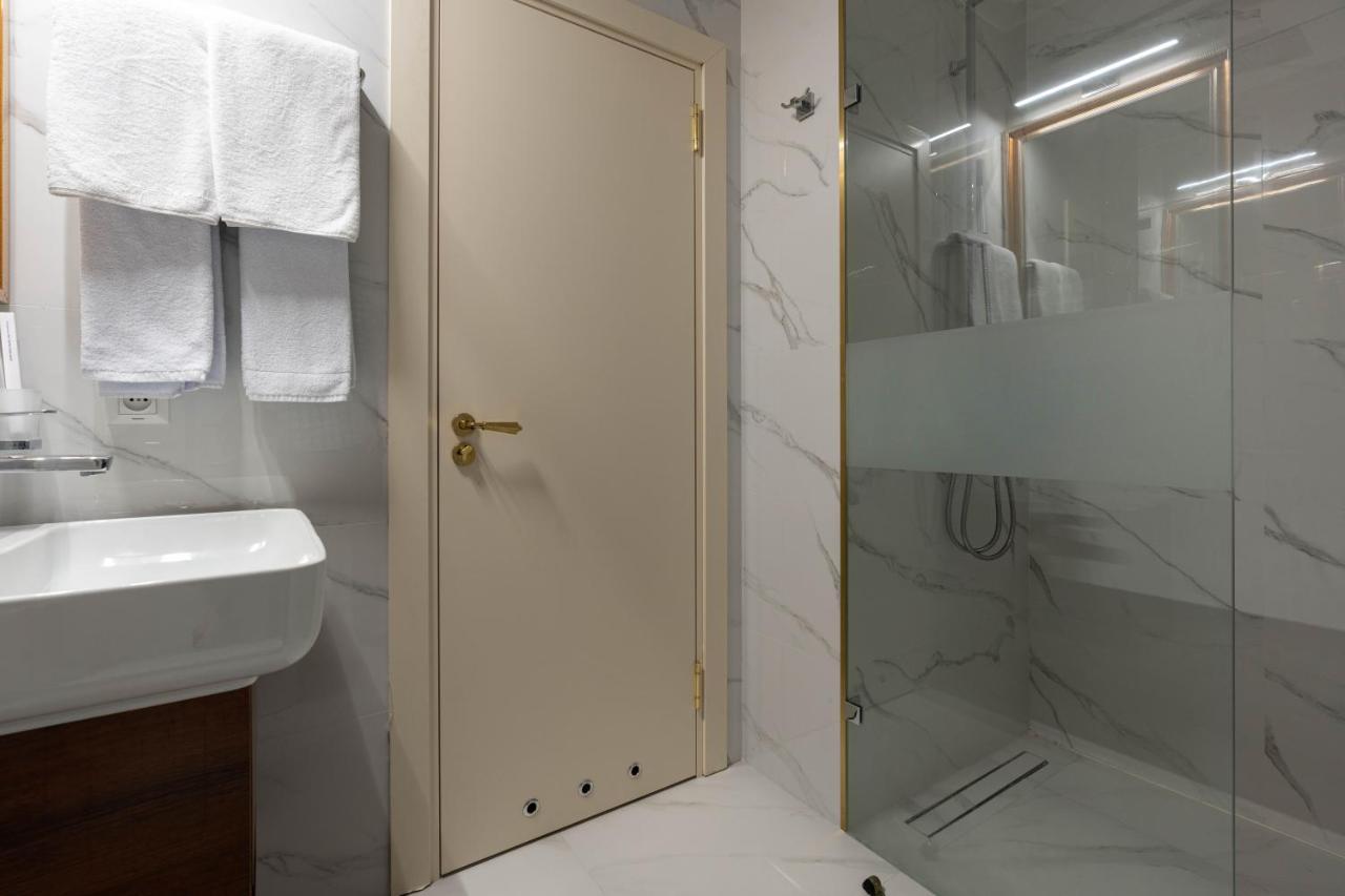 Aqua Hotel Tasken Kültér fotó